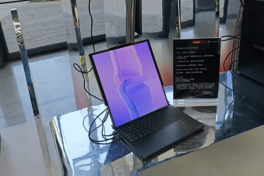 聊聊2025上半年笔记本行业的“新玩意”：卷轴屏PC亮相鸿蒙电脑登上舞台(图4)